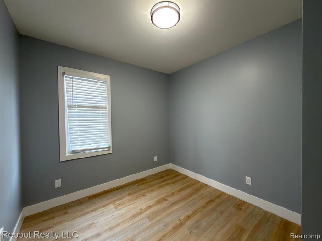 7714 Smart Street, Detroit, MI 48210 — Photo 16