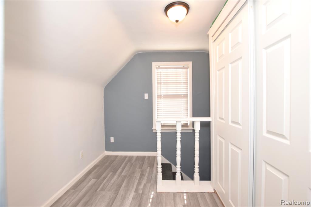 4133 Custer Avenue, Flint, MI 48507 — Photo 11
