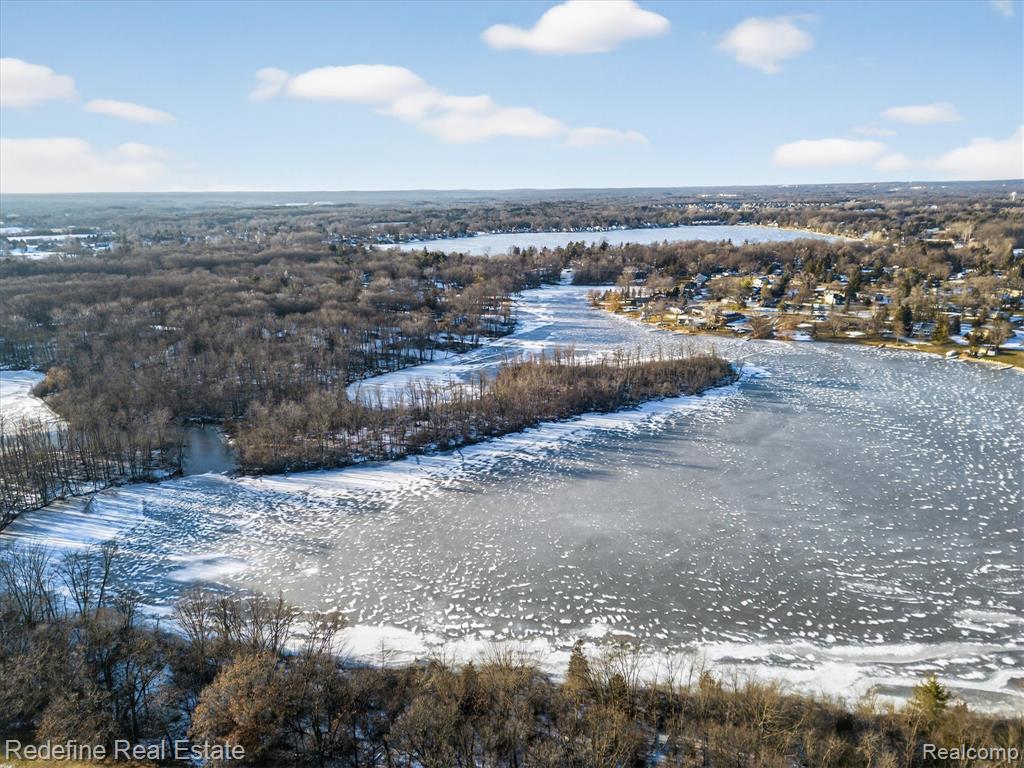 12355 Nantucket Drive, South Lyon, MI 48178 — Photo 41