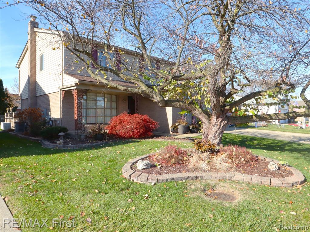 42429 Royal Lane, Clinton Twp, MI 48038 — Photo 34