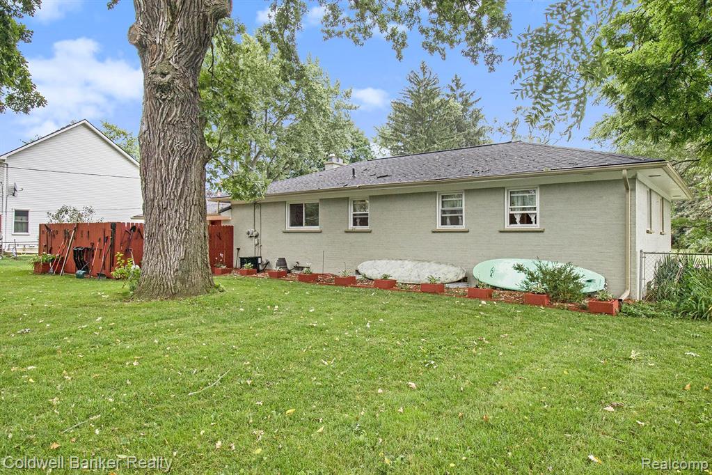 61722 FAIRLAND Drive, South Lyon, MI 48178 — Photo 5