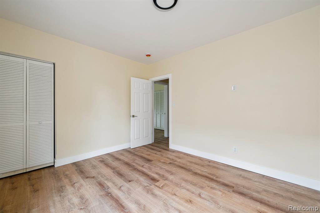 4222 Cadillac Boulevard, Detroit, MI 48214 — Photo 24
