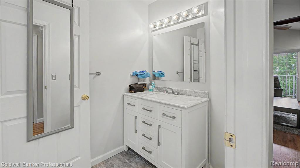 54762 Monarch Drive, Utica, MI 48316 — Photo 24