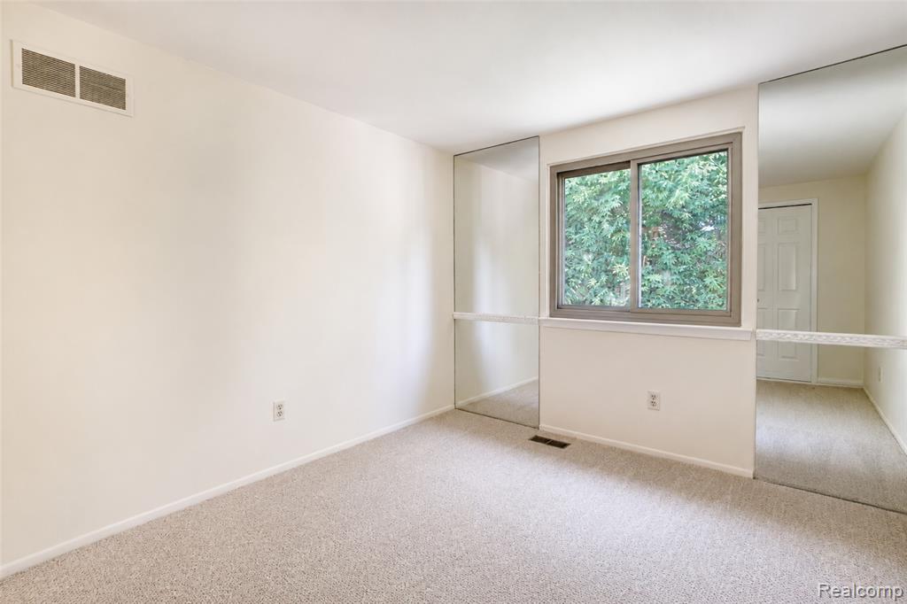 45429 Brunswick Drive, Canton, MI 48187 — Photo 42