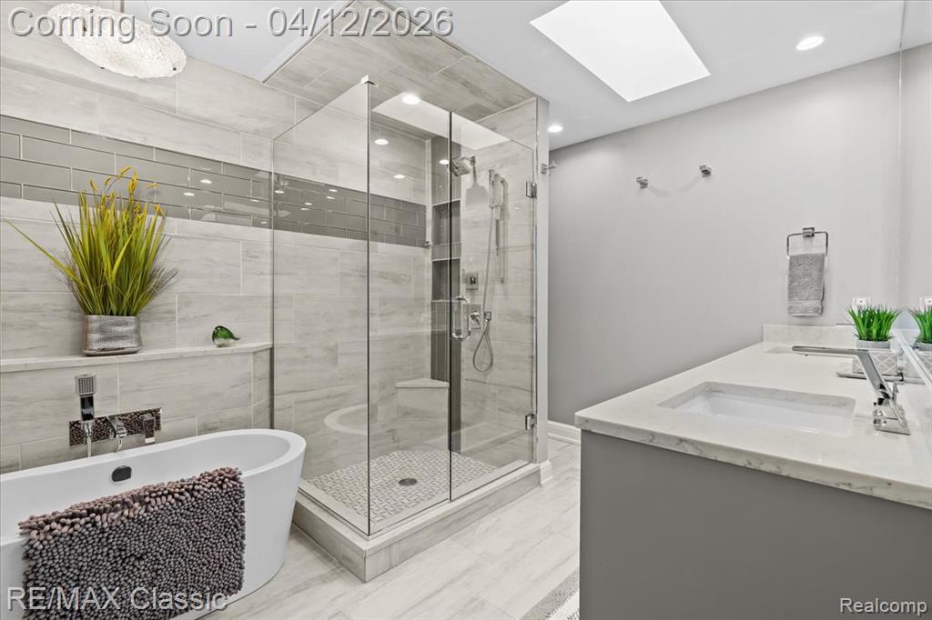 4751 Winewood Lane, Commerce Twp, MI 48382 — Photo 32