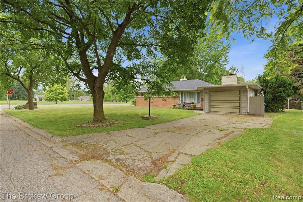 603 E Chelsea Circle, Davison, MI 48423 — Photo 7