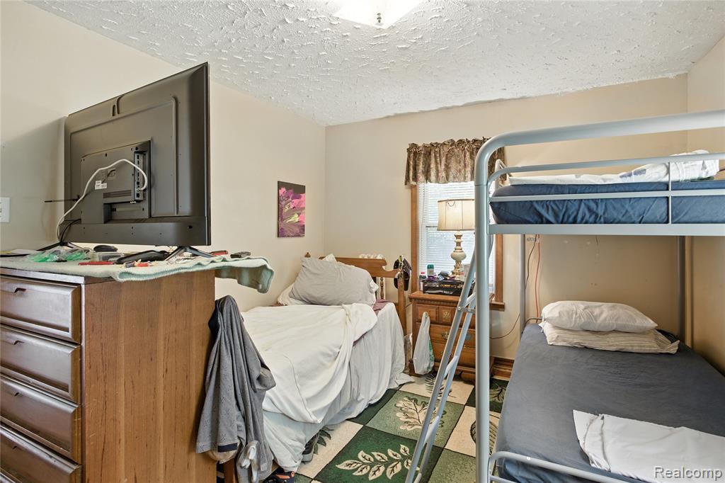5452 Monroe Street, Dearborn Heights, MI 48125 — Photo 17