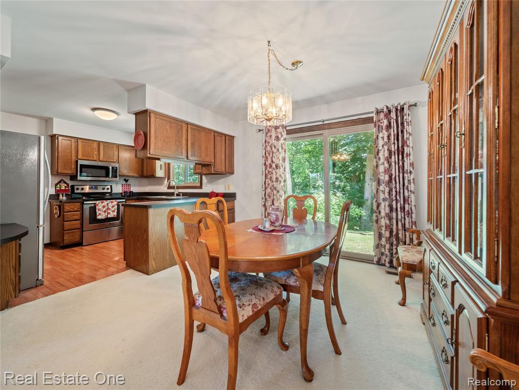 5223 Red Fox Drive, Brighton, MI 48114 — Photo 7
