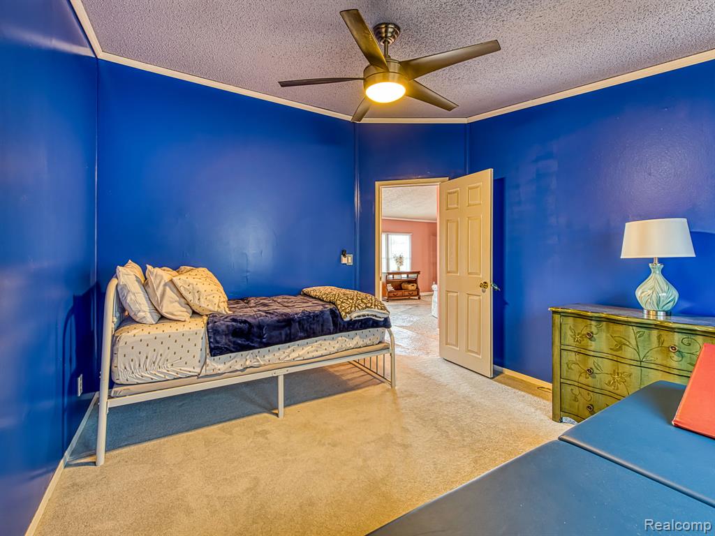 29403 Wedgewood, Flat Rock, MI 48134 — Photo 18