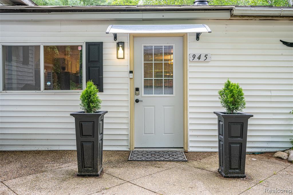 945 N Hockaday Road, Gladwin, MI 48624 — Photo 3