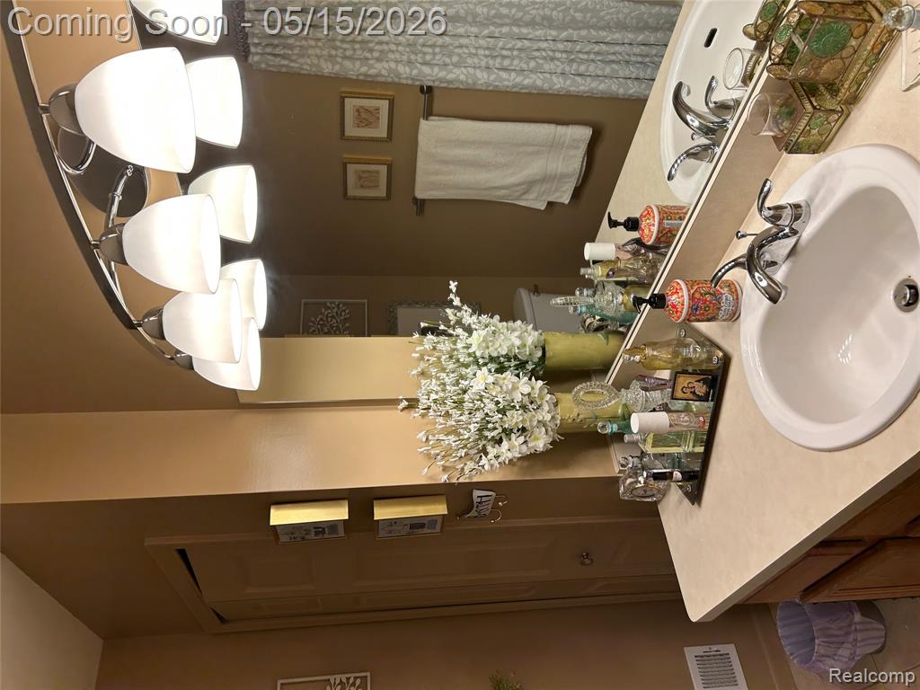 41011 Williams Street, 246, Grand Blanc, MI 48439 — Photo 26