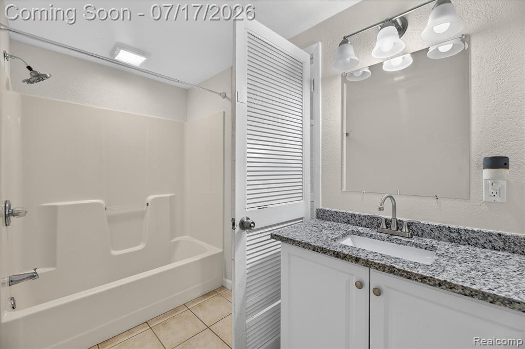 5200 Lapeer Road, Burton, MI 48509 — Photo 29