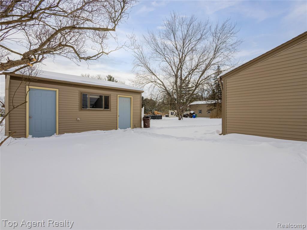 20580 21 Mile Road, Macomb, MI 48044 — Photo 32
