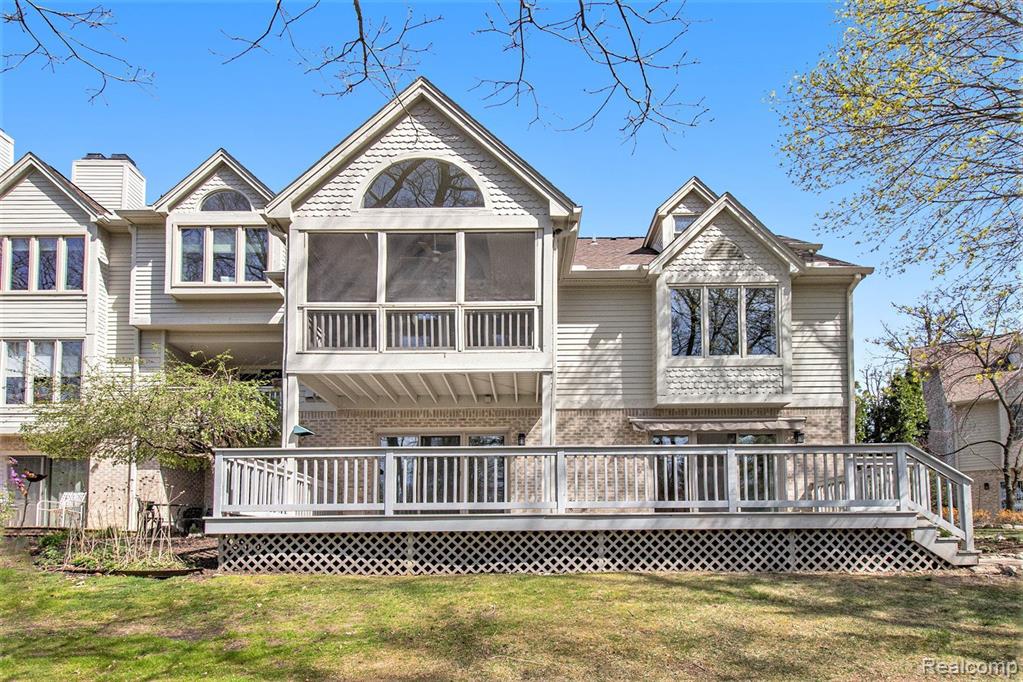 4592 GLEN EAGLES Drive, Brighton, MI 48116 — Photo 36