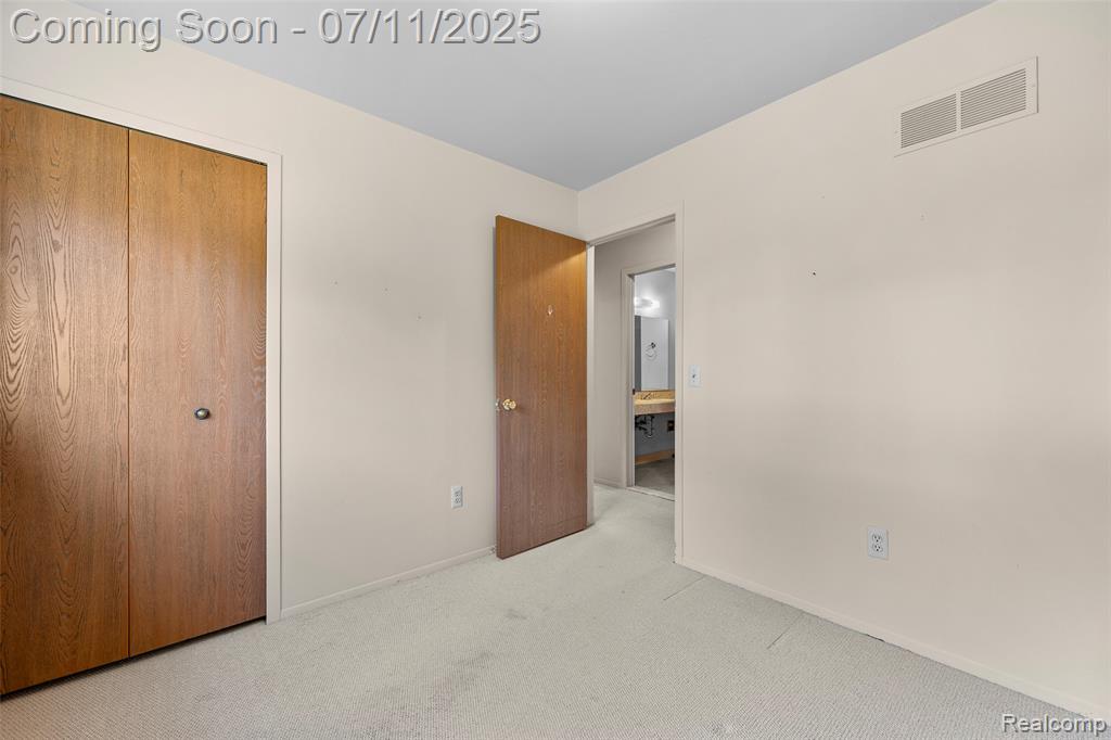 43702 Stuart Drive, Canton, MI 48187 — Photo 15