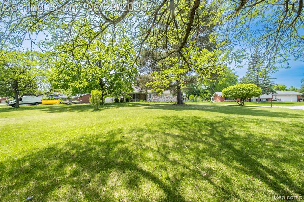 5444 Mary Ann Court, Grand Blanc, MI 48439 — Photo 6
