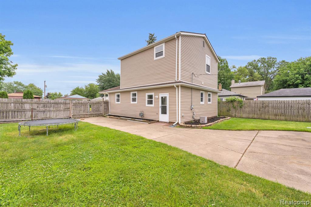 6530 Madison Street, Taylor, MI 48180 — Photo 32