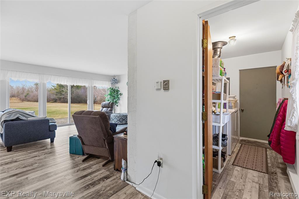 5265 Smiths Creek Road, Kimball, MI — Photo 5