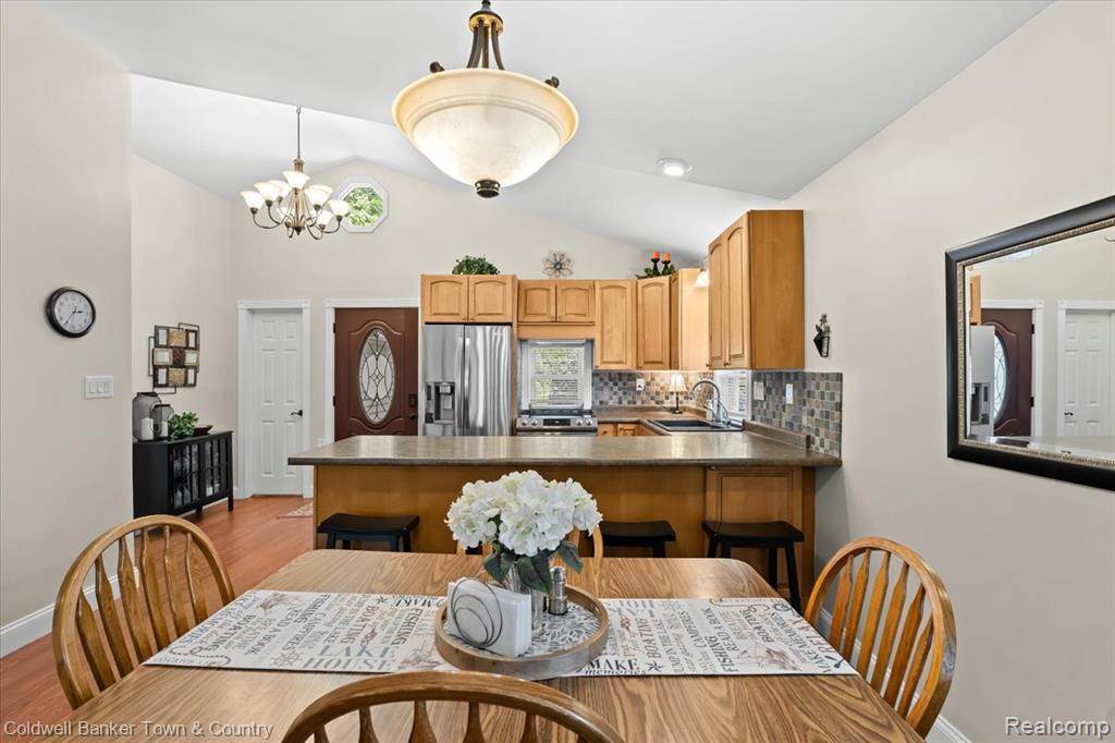 584 Black Oaks Trail, Howell, MI 48843 — Photo 14
