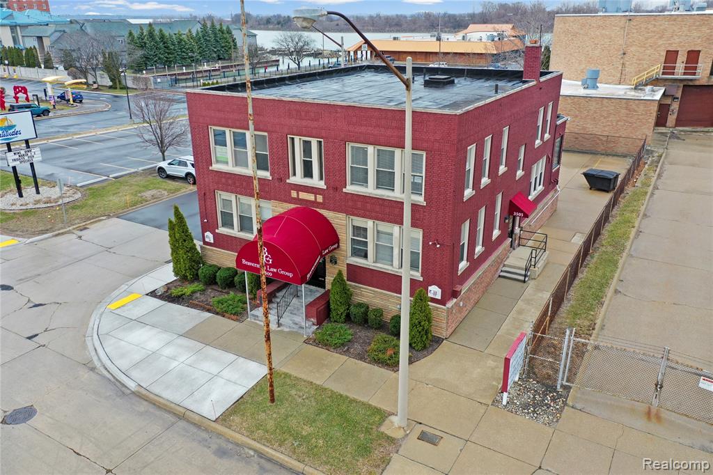 3505 Biddle Avenue, Wyandotte, MI 48192