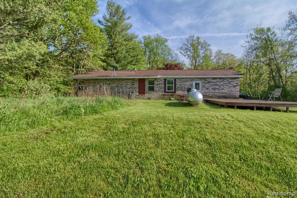 6570 HIVON Road, Carleton, MI 48117 — Photo 29