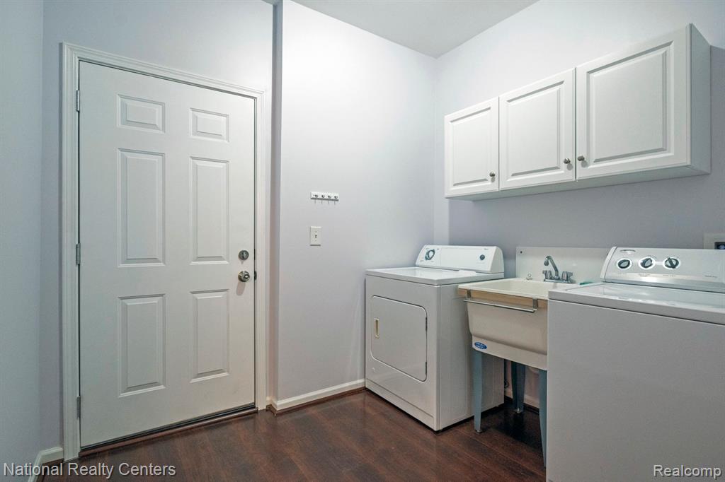 693 ABBINGTON Court, Howell, MI 48843 — Photo 30