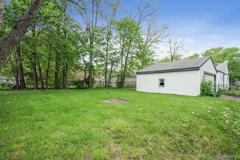 620 2ND Avenue, Pontiac, MI 48340 — Photo 7