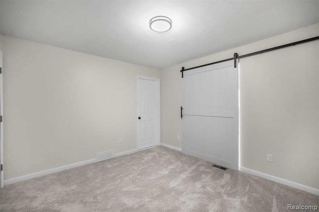 8898 Bishop Road, Brighton, MI 48116 — Photo 13