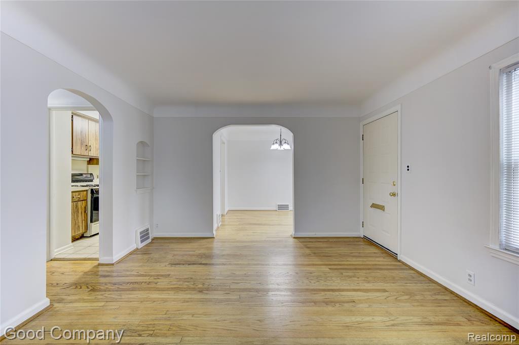 960 Columbia Road, Berkley, MI 48072 — Photo 5