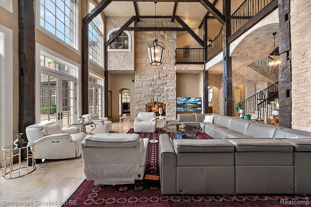 3701 Northwood, West Bloomfield, MI, 48324