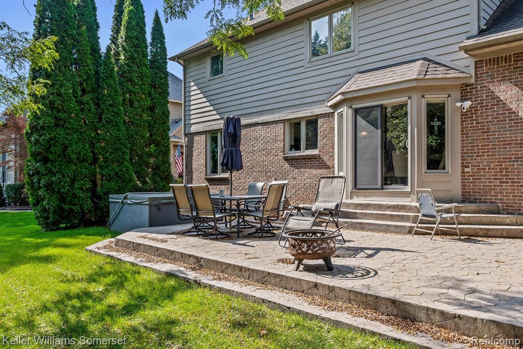 55328 BELMONT Drive, Shelby Twp, MI 48315 — Photo 58