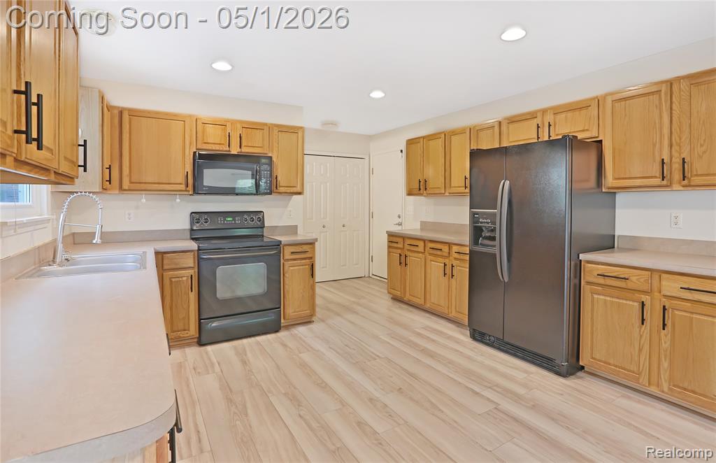42040 Richmond Drive, Van Buren, MI 48111 — Photo 10