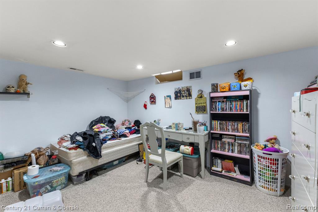7229 WINONA Avenue, Allen Park, MI 48101 — Photo 27