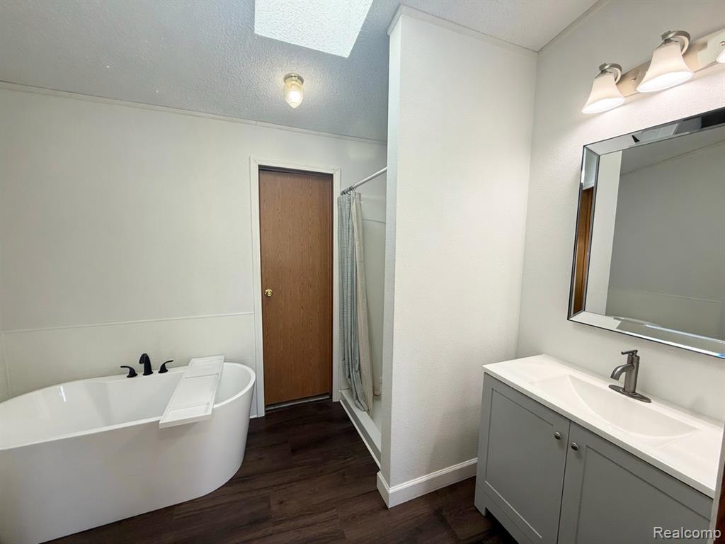 7023 Scarborough Lane, Whitmore Lake, MI 48189 — Photo 10