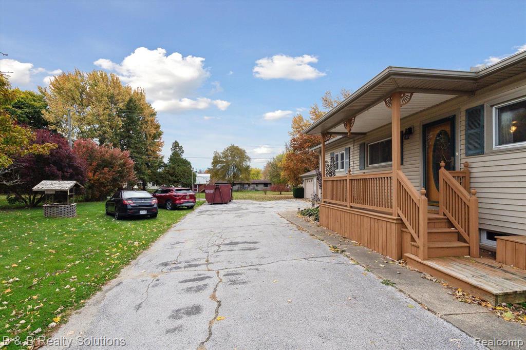 4360 HURON Street, North Branch, MI 48461 — Photo 4