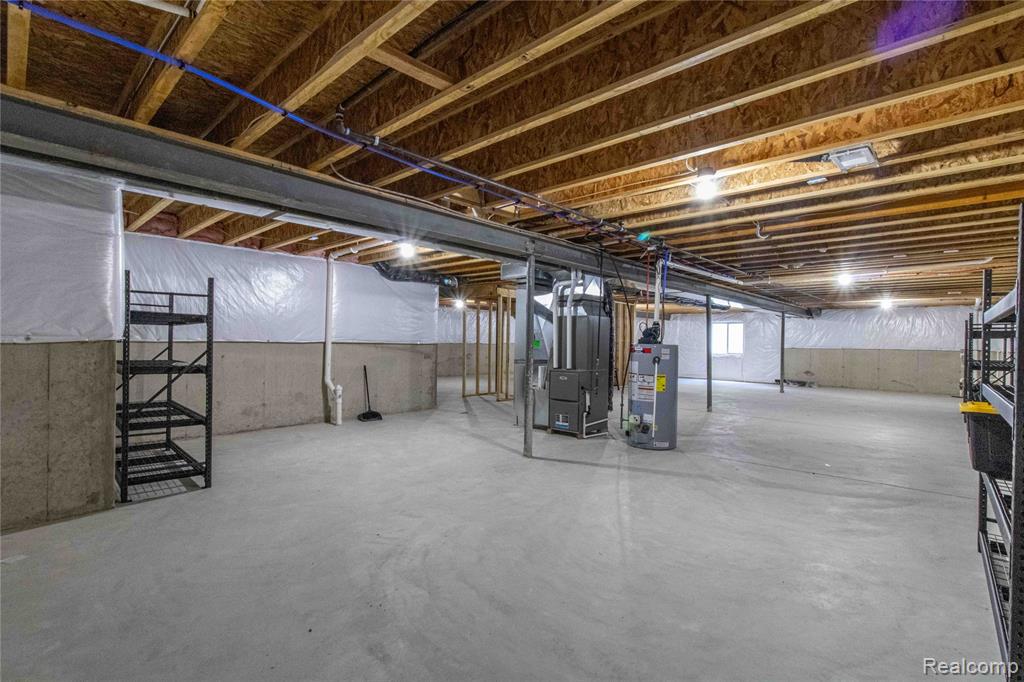 5532 Timber Glen Court, Ann Arbor, MI 48108 — Photo 45