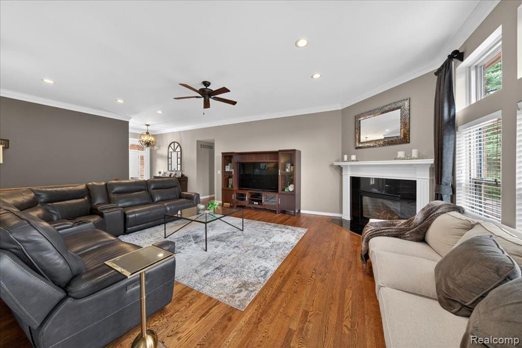 20196 Huron Drive, Clinton Twp, MI 48038 — Photo 7