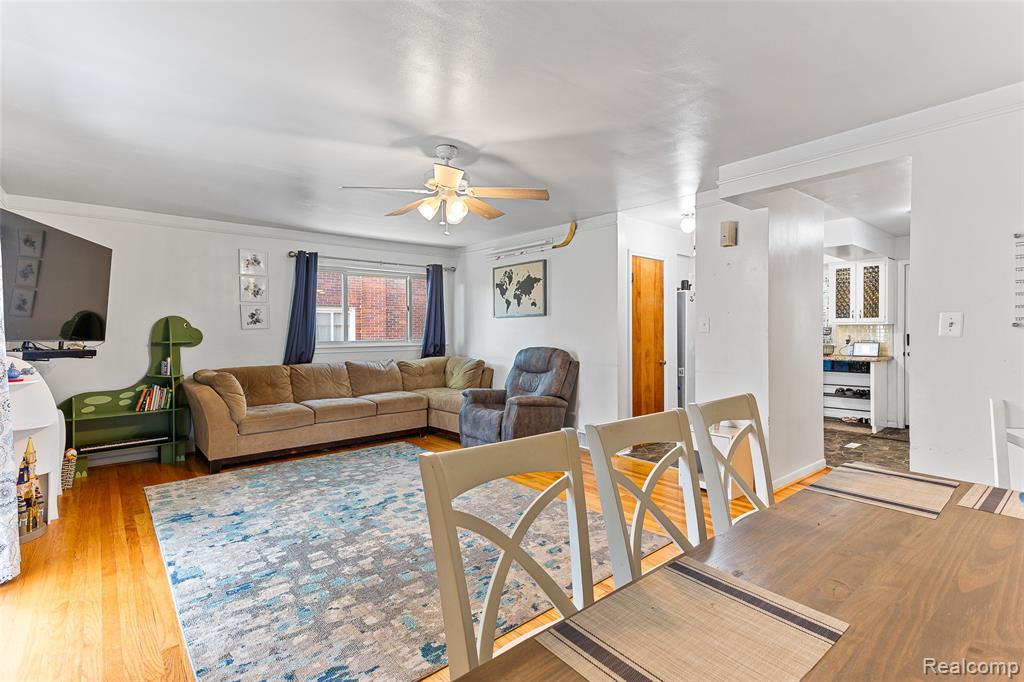 23020 Farmington Road, Farmington, MI 48336 — Photo 11