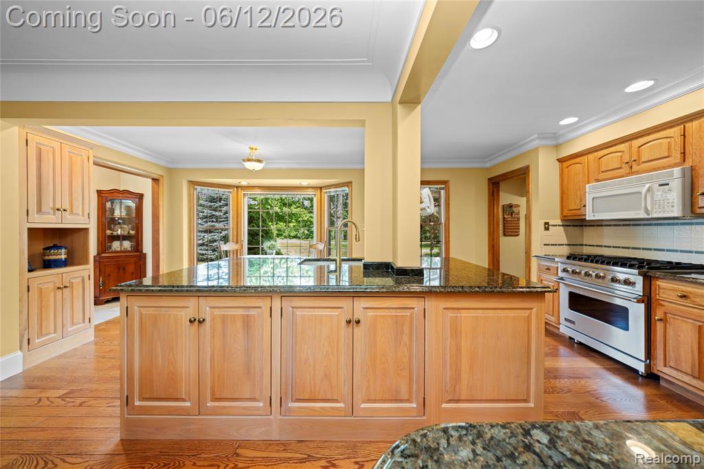 905 Spring Drive, Northville, MI 48167 — Photo 39