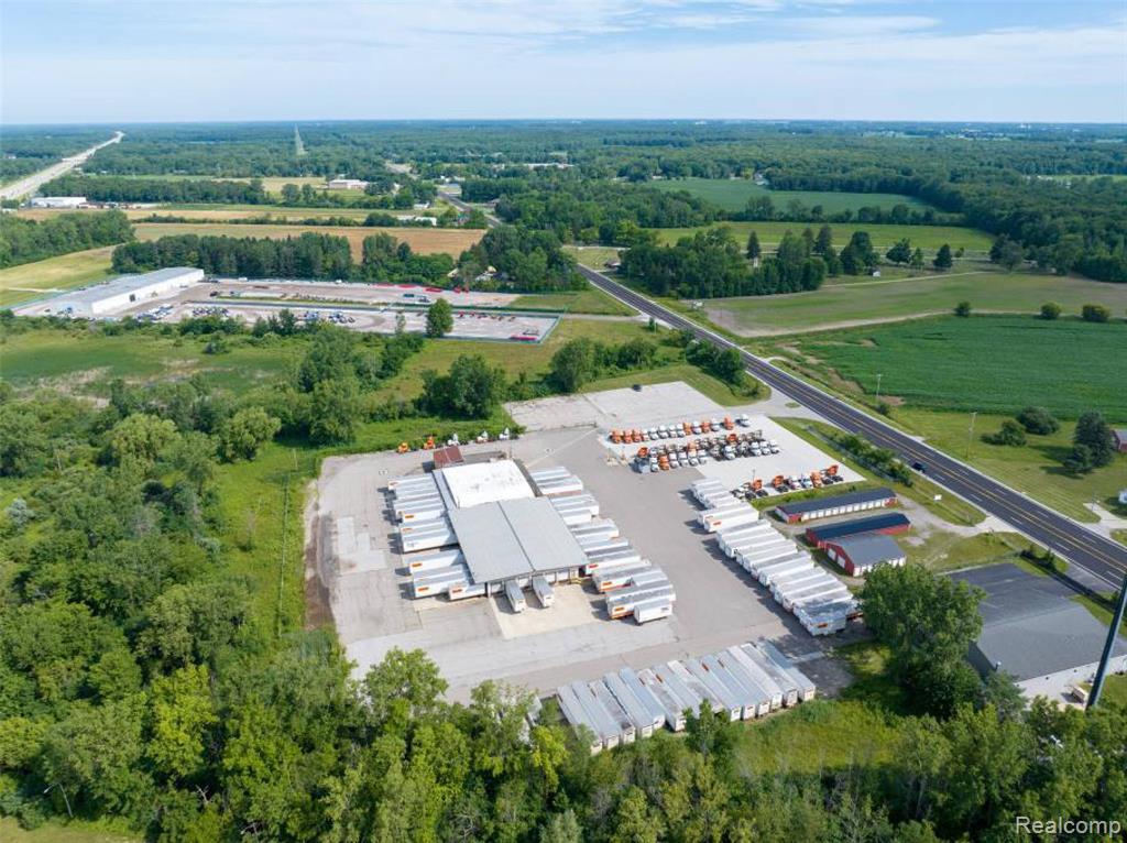 11740 Dixie Highway, Birch Run, MI 48415