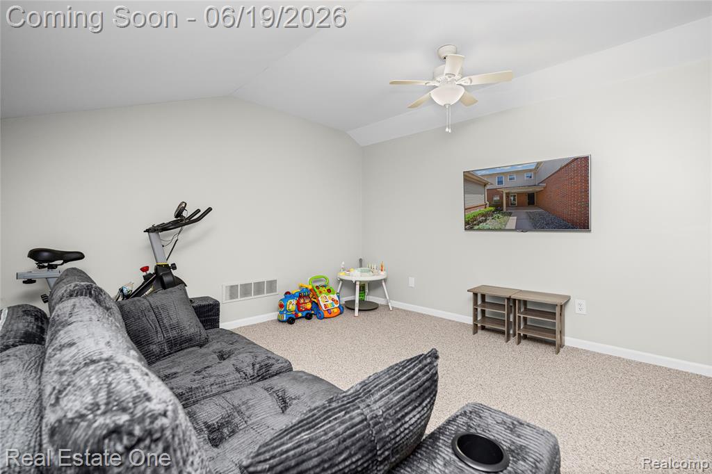 43354 Pendleton Circle, 46, Sterling Heights, MI 48313 — Photo 31