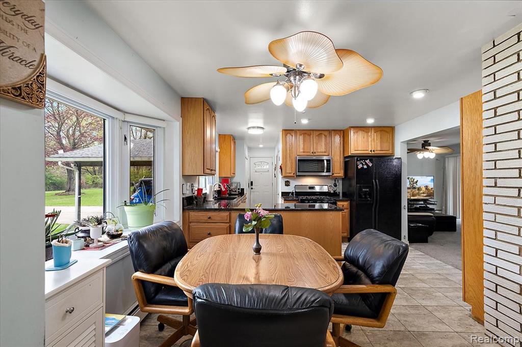 865 N Lapeer Road, Lake Orion, MI 48362 — Photo 11
