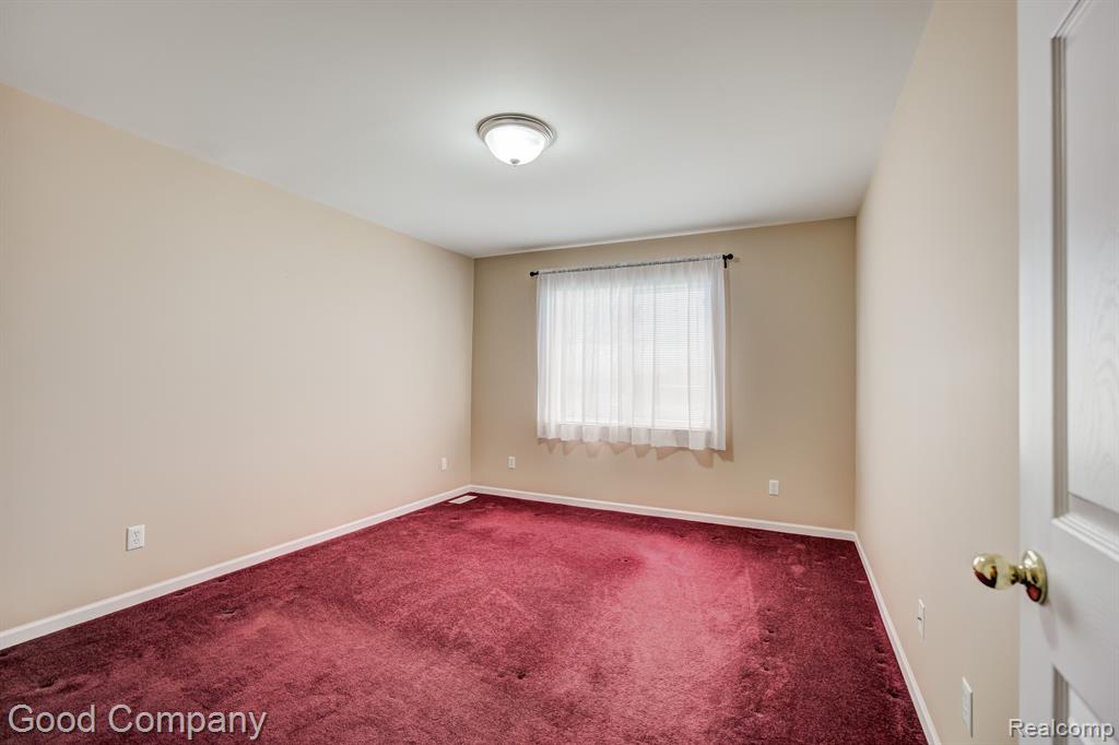 423 CEDAR Street, Wyandotte, MI 48192 — Photo 37