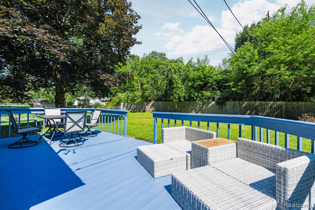 971 Tierney, Highland, MI 48356 — Photo 30