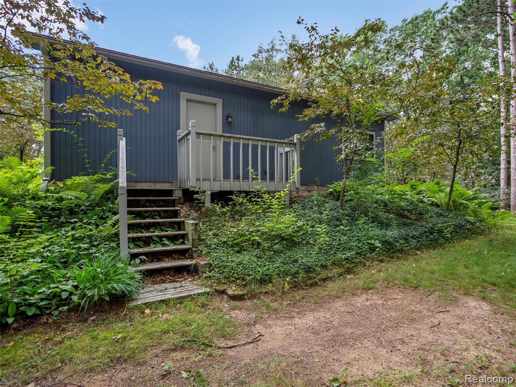 370 Wolfe Road, Ortonville, MI 48462 — Photo 9
