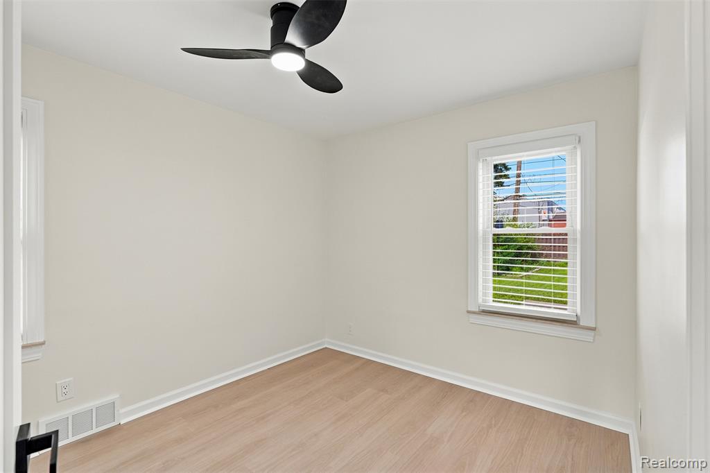 427 N Waverly Street, Dearborn, MI 48128 — Photo 21