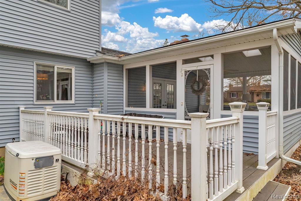 8482 BELLE BLUFF Drive, Grand Blanc, MI 48439 — Photo 63