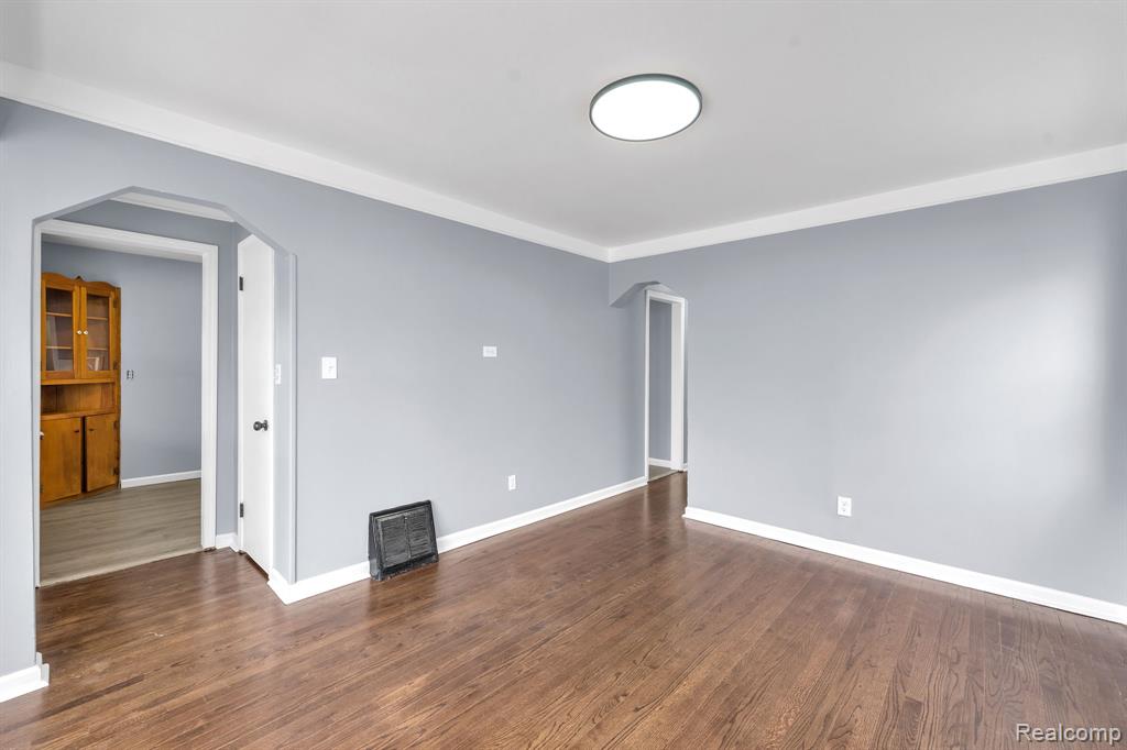 437 Mayflower Avenue, Lincoln Park, MI 48146 — Photo 17