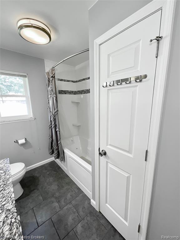 5363 Irish Road, Grand Blanc, MI 48439 — Photo 20