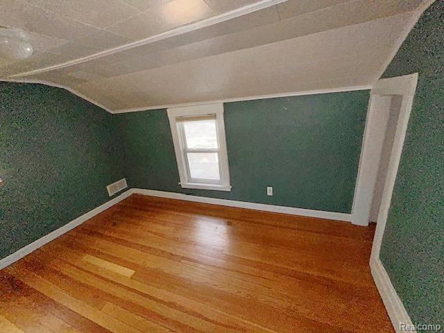 2411 Pine Lake Avenue, Keego Harbor, MI 48320 — Photo 14